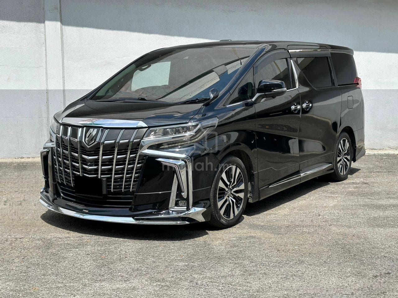 2019 Toyota Alphard SC — photo 2