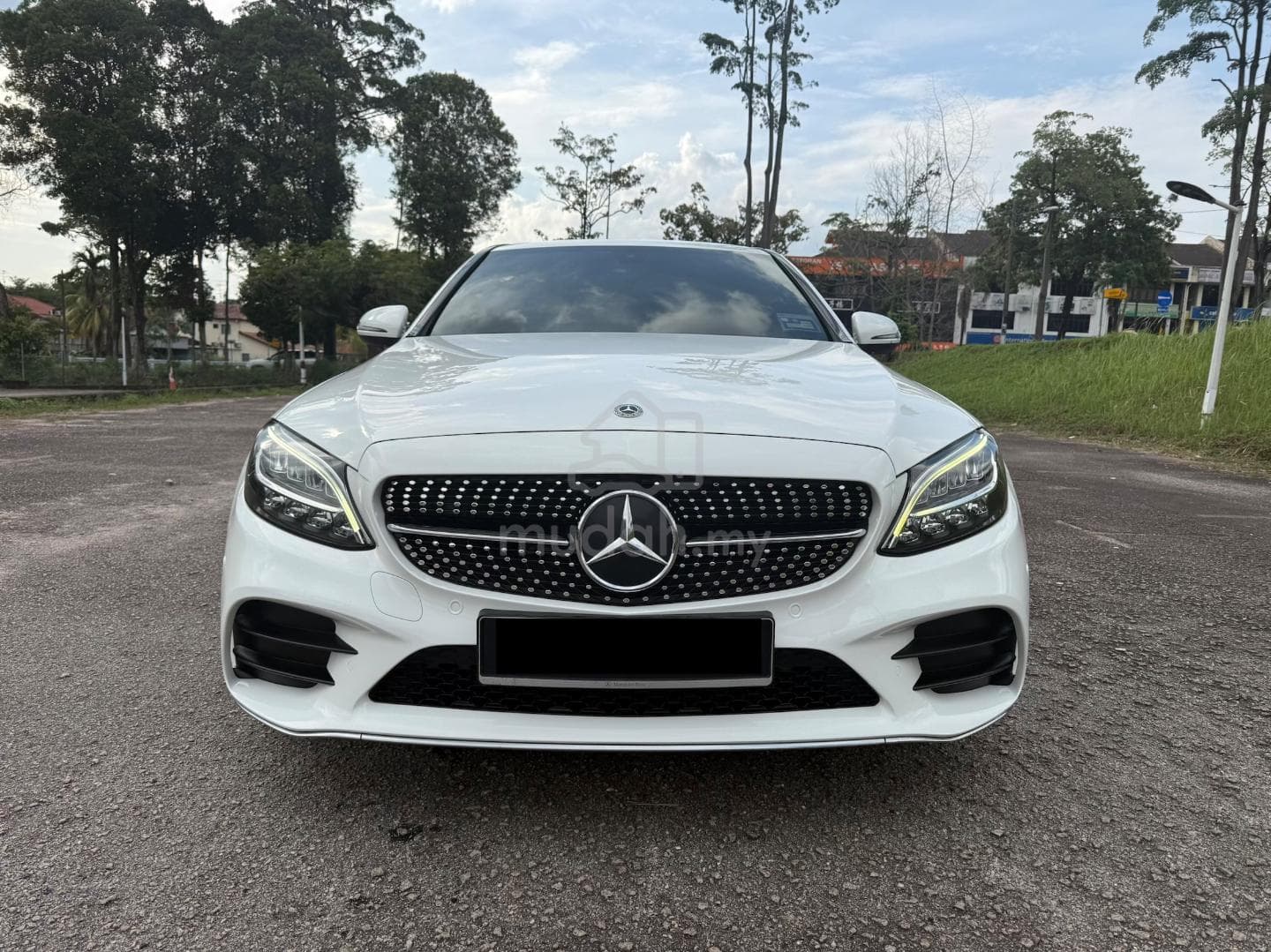 2020 Mercedes-Benz C200 Amg AMG Line — photo 2