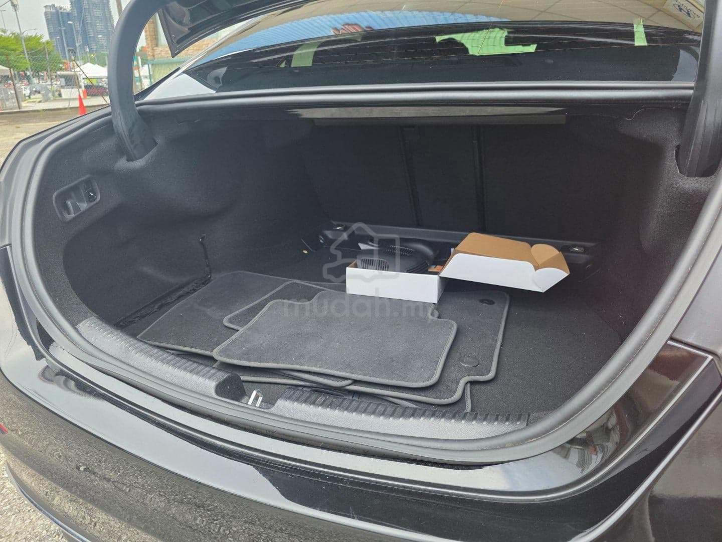 2023 Mercedes-Benz C200 Avantgarde — foto 20
