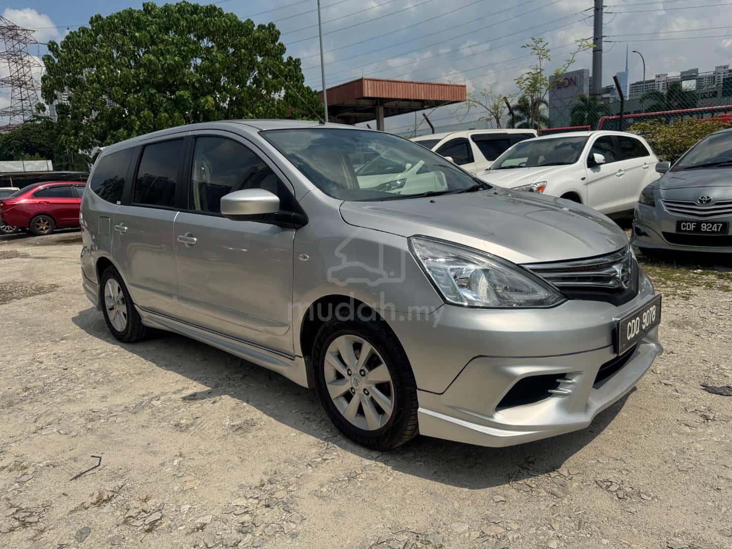 2015 Nissan Grand Livina Comfort