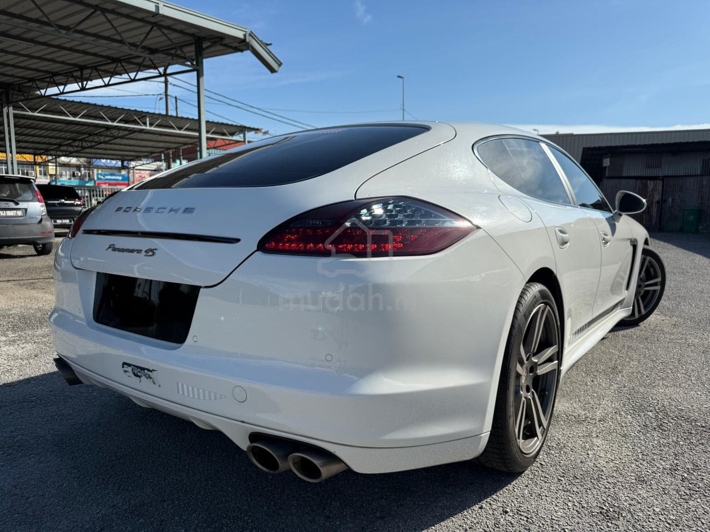 2011 Porsche Panamera Panamera 4S — photo 12