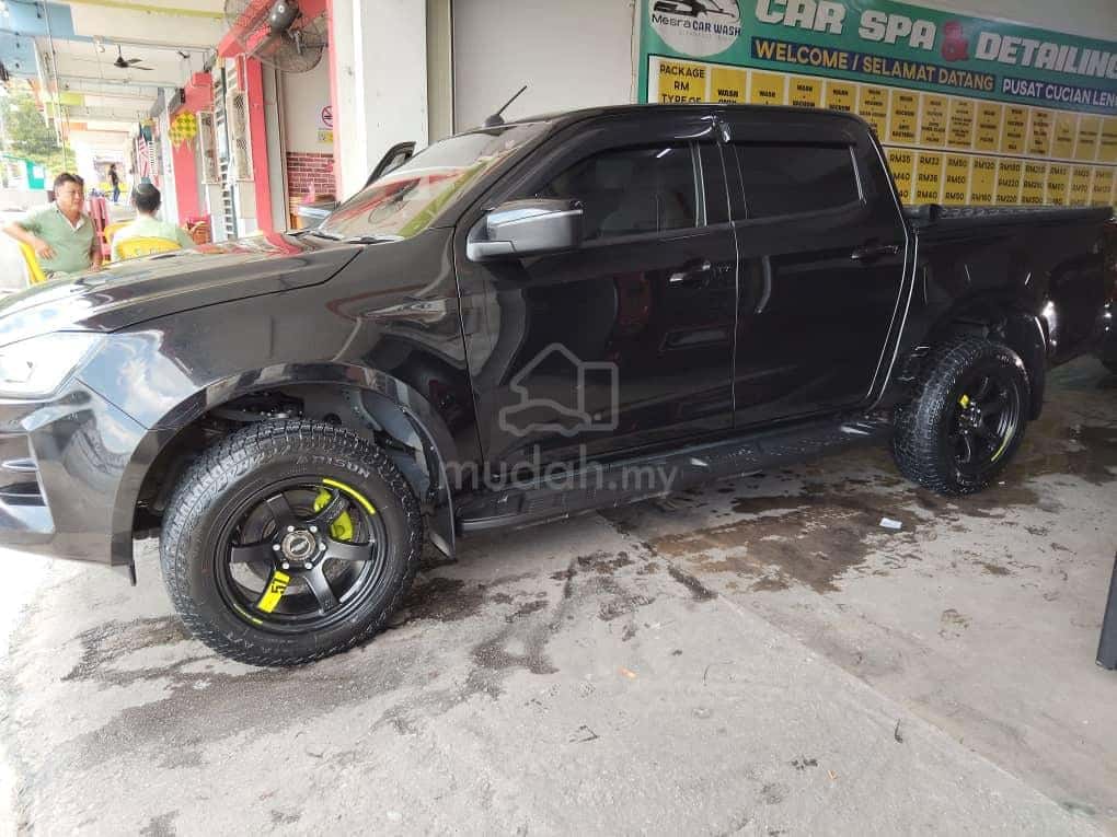 2023 Isuzu D-max Premium Dual Cab