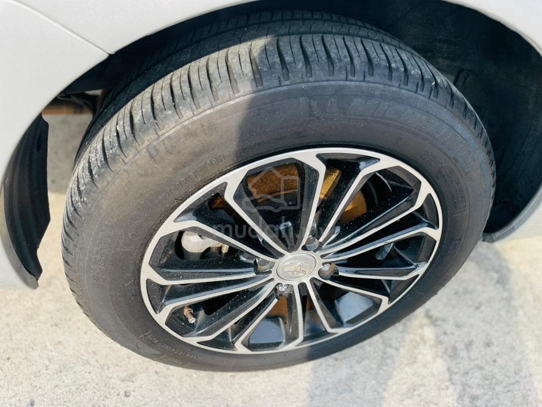 2015 Toyota Vios G — photo 12