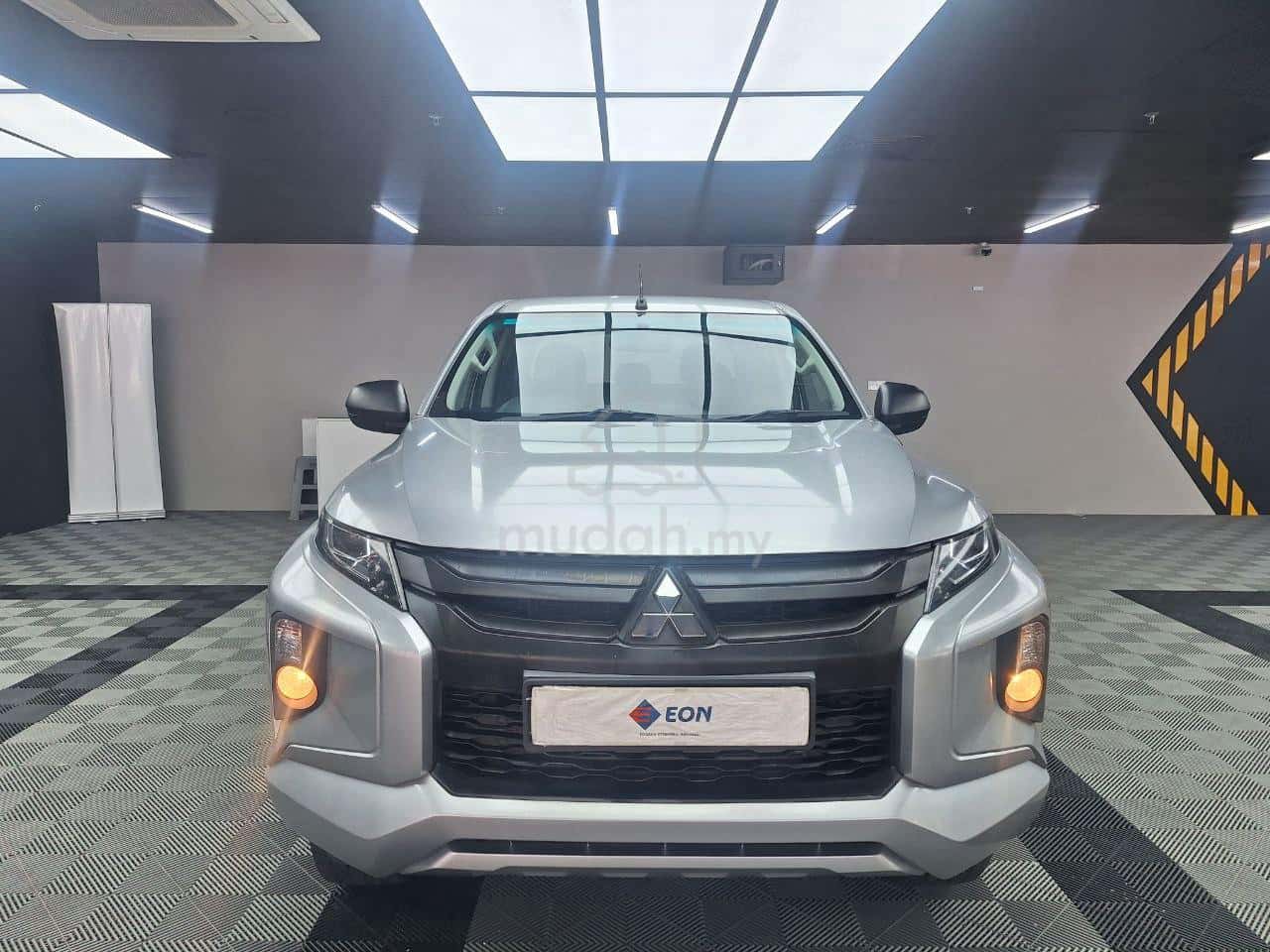 2021 Mitsubishi Triton VGT