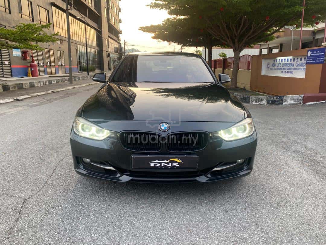 2015 BMW 320i Sport Line