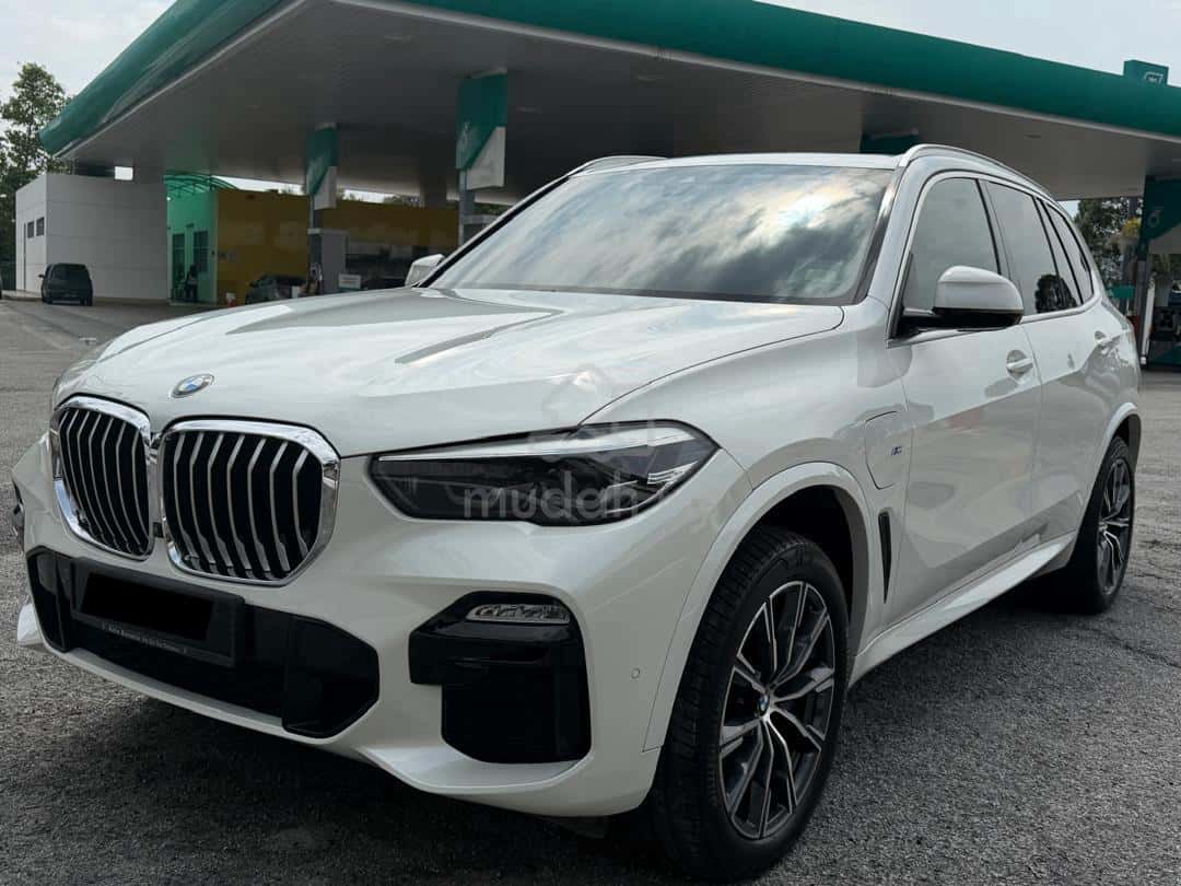 2021 BMW X5 xDrive45e M Sport