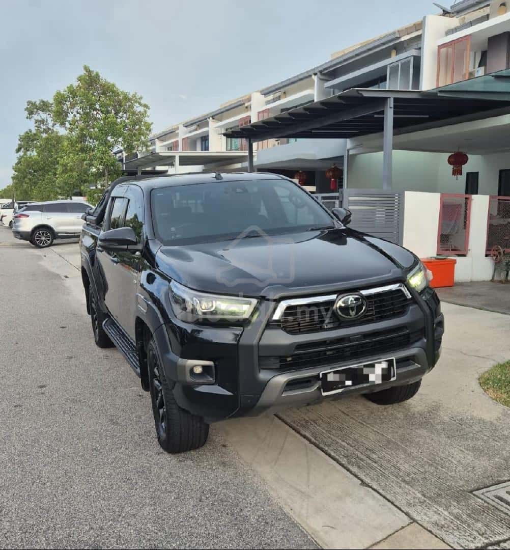 2021 Toyota Hilux Rogue