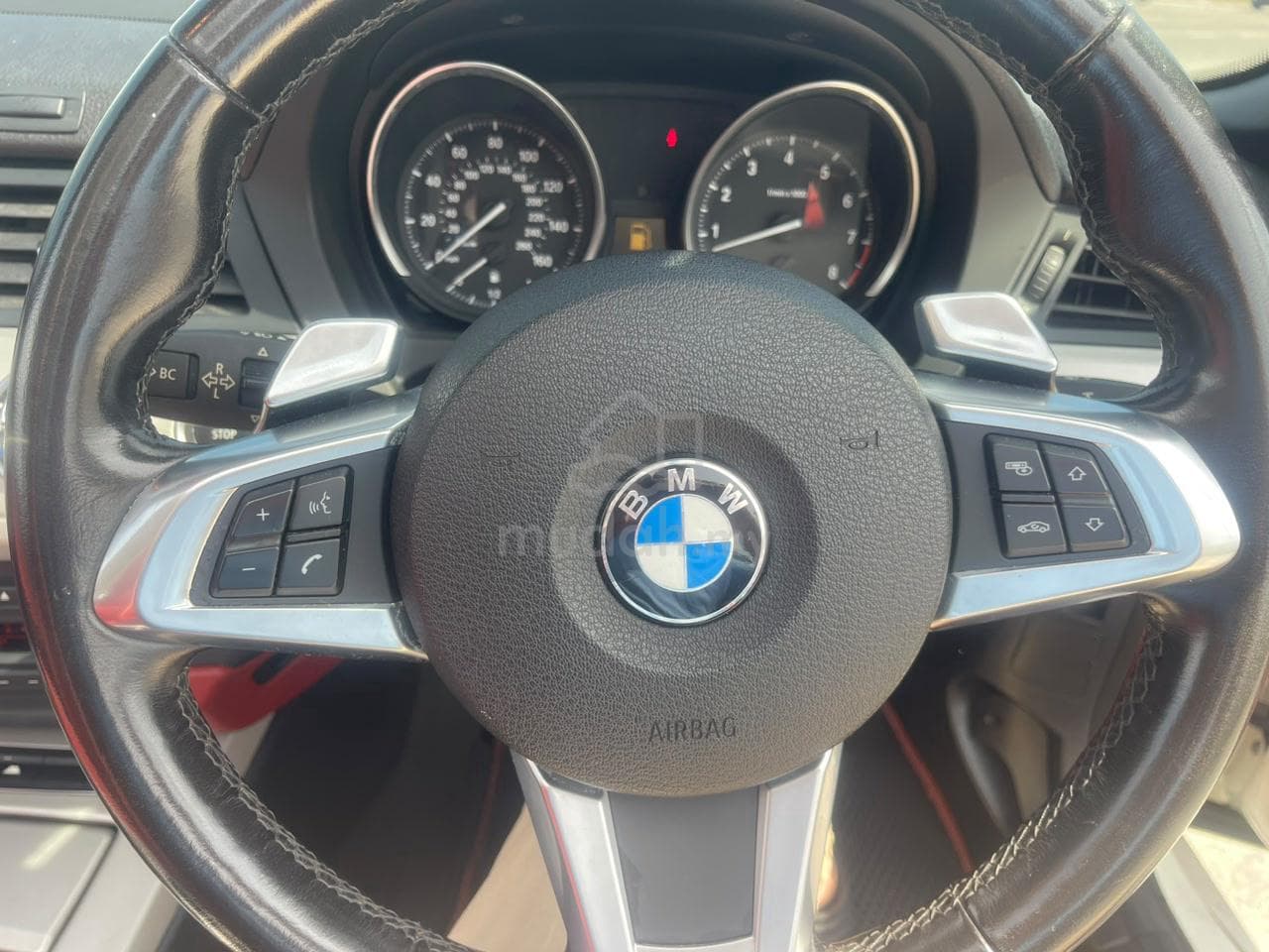 2010 BMW Z4 sDrive23i — photo 15