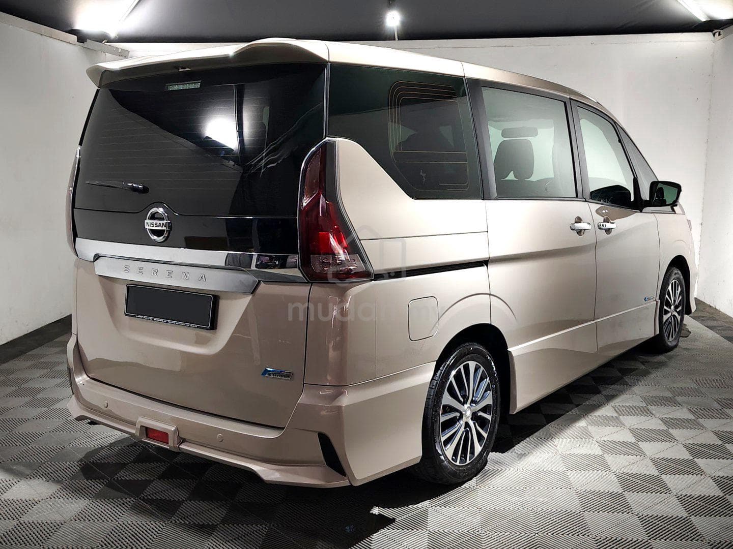 2021 Nissan Serena S-Hybrid Highway Star — foto 2